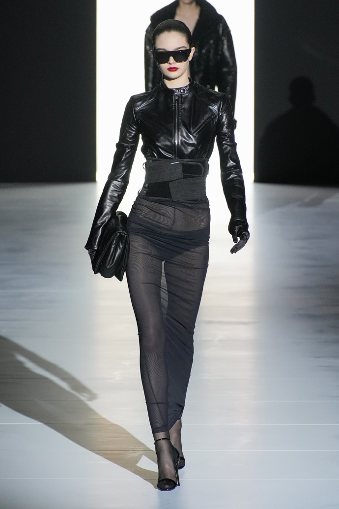 Prohlédněte si kolekci Dolce & Gabbana Ready to Wear Fall Winter 2023...
Prohlédněte si kolekci Dolce & Gabbana Ready to Wear Fall Winter 2023...