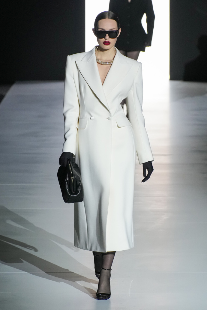 Prohlédněte si kolekci Dolce & Gabbana Ready to Wear Fall Winter 2023...
Prohlédněte si kolekci Dolce & Gabbana Ready to Wear Fall Winter 2023...