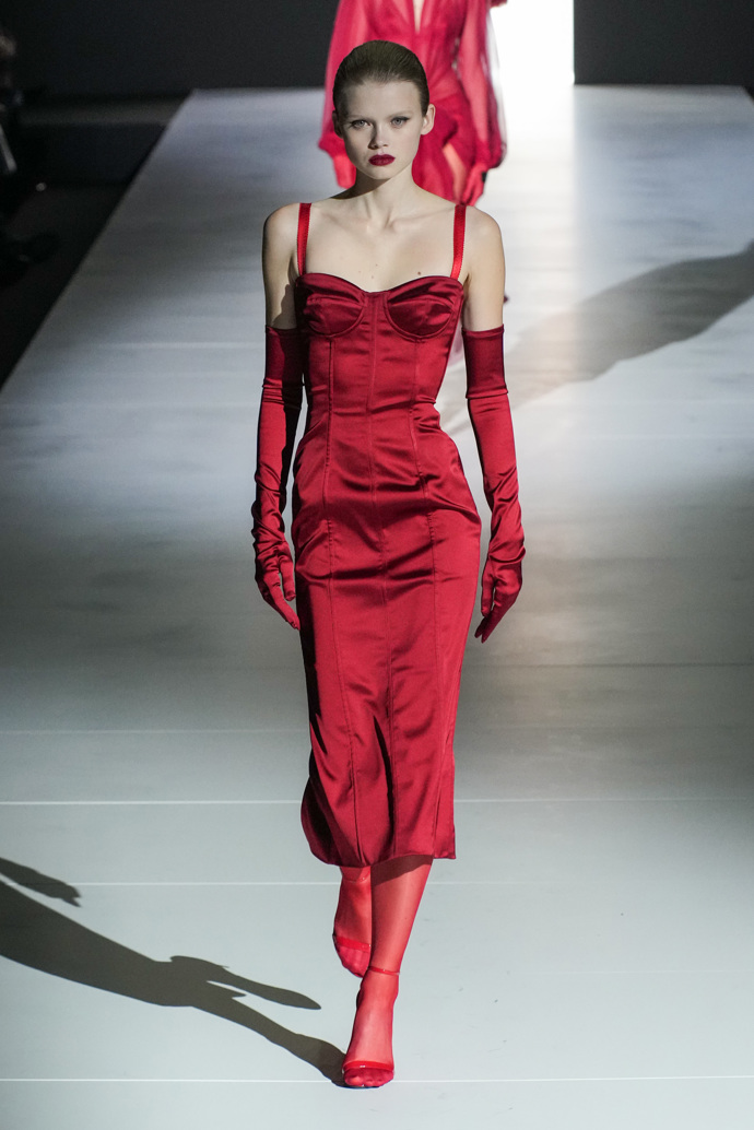 Prohlédněte si kolekci Dolce & Gabbana Ready to Wear Fall Winter 2023...
Prohlédněte si kolekci Dolce & Gabbana Ready to Wear Fall Winter 2023...