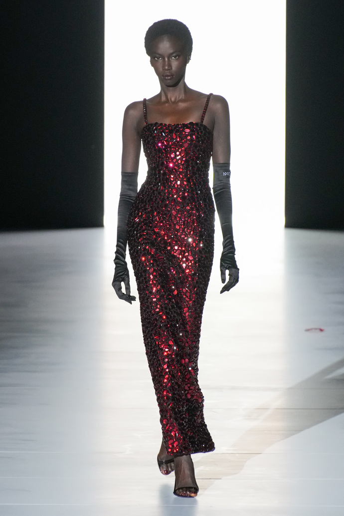 Prohlédněte si kolekci Dolce & Gabbana Ready to Wear Fall Winter 2023...
Prohlédněte si kolekci Dolce & Gabbana Ready to Wear Fall Winter 2023...