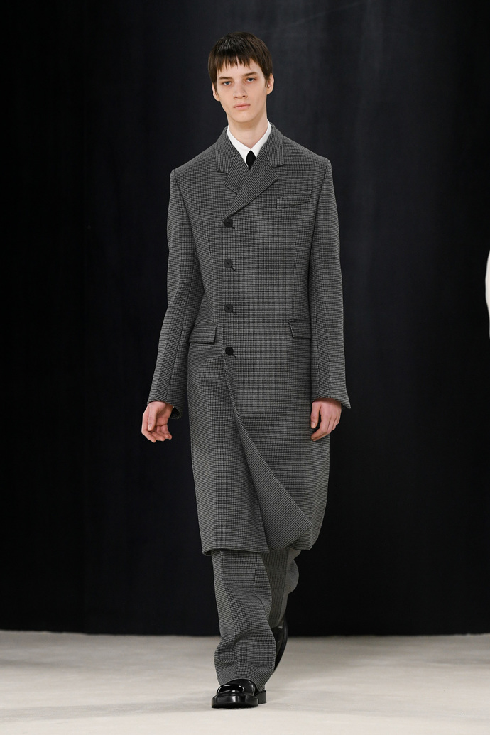 Prohlédněte si kolekci Ferragamo Ready to Wear Fall Winter 2023...
Prohlédněte si kolekci Ferragamo Ready to Wear Fall Winter 2023...