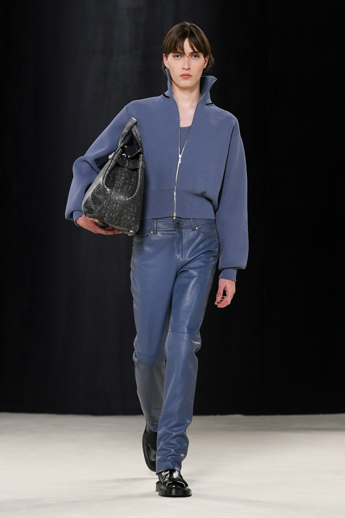 Prohlédněte si kolekci Ferragamo Ready to Wear Fall Winter 2023...
Prohlédněte si kolekci Ferragamo Ready to Wear Fall Winter 2023...