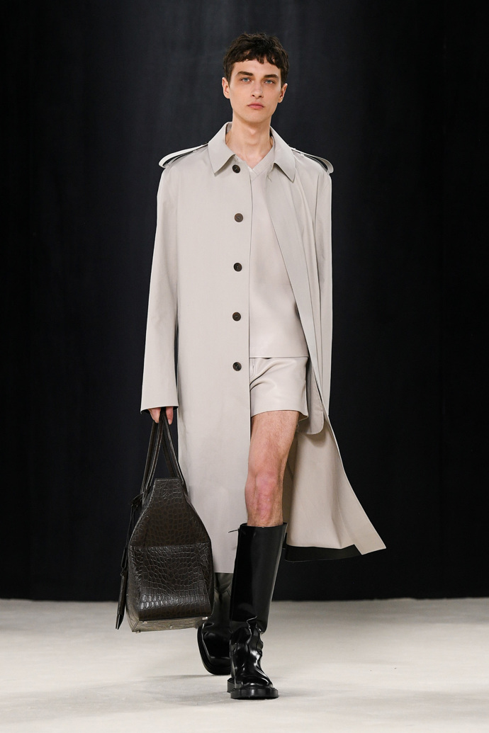 Prohlédněte si kolekci Ferragamo Ready to Wear Fall Winter 2023...
Prohlédněte si kolekci Ferragamo Ready to Wear Fall Winter 2023...
