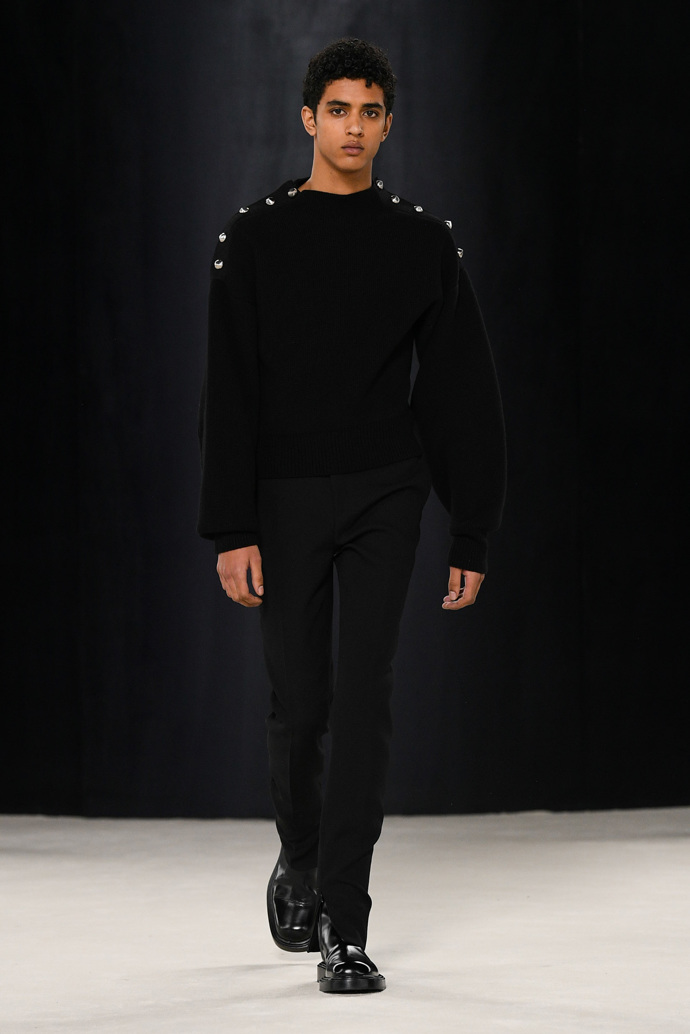 Prohlédněte si kolekci Ferragamo Ready to Wear Fall Winter 2023...
Prohlédněte si kolekci Ferragamo Ready to Wear Fall Winter 2023...