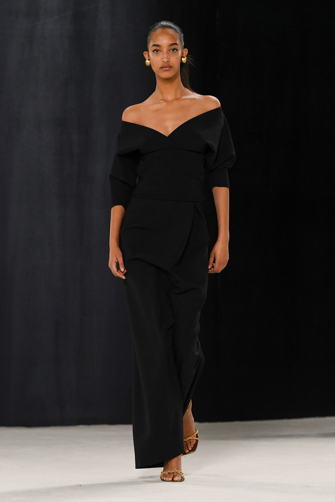 Prohlédněte si kolekci Ferragamo Ready to Wear Fall Winter 2023...
Prohlédněte si kolekci Ferragamo Ready to Wear Fall Winter 2023...