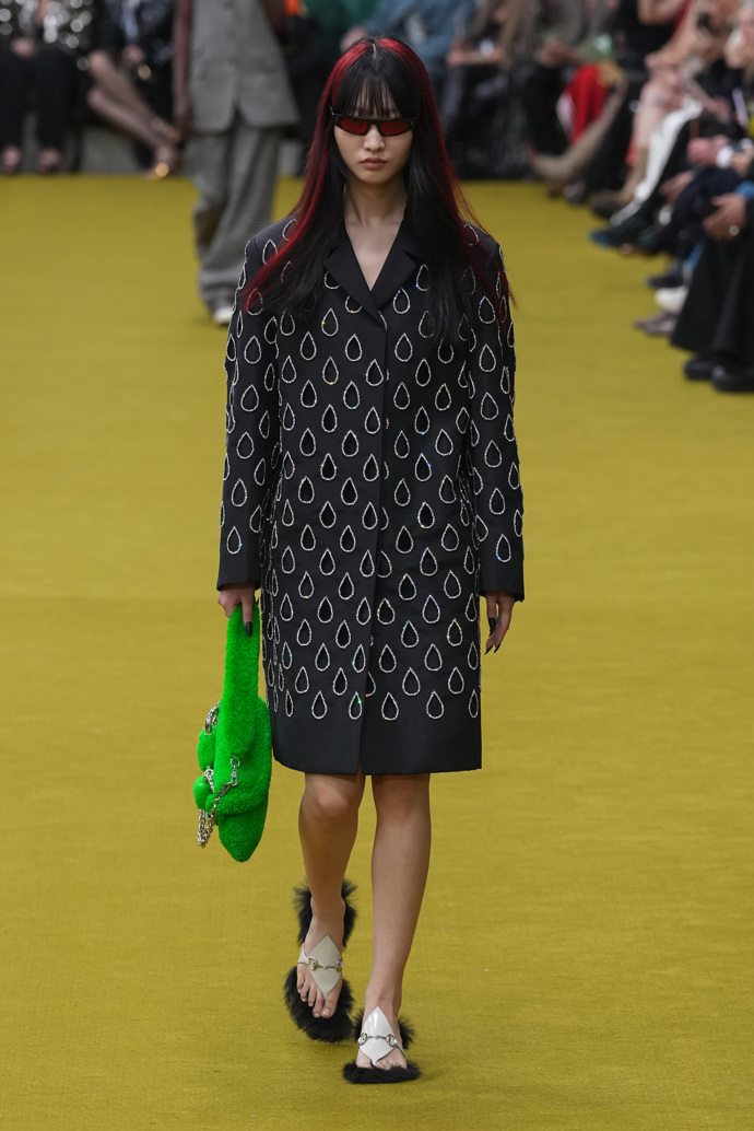 Prohlédněte si kolekci Gucci Ready to WearFall Winter 2023...
