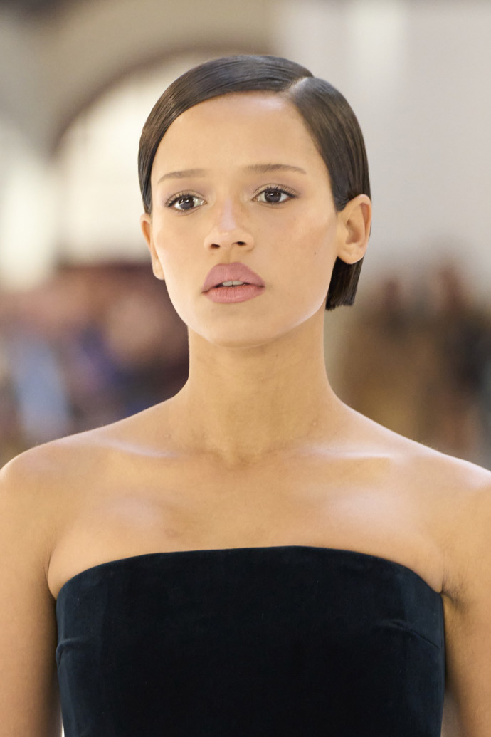  

Krátké sestřihy z runwaye
