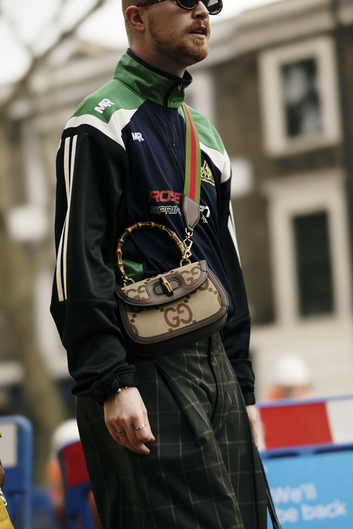 Co se v době fashion weeku nosí v ulicích Londýna?
