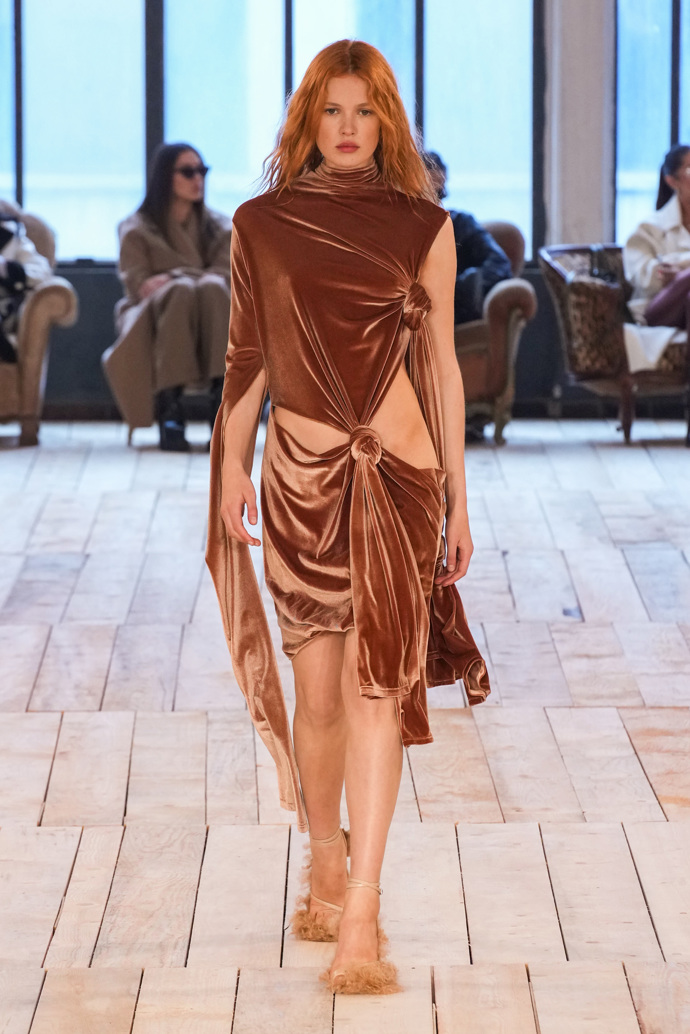Prohlédněte si kolekci Sportmax Ready to WearFall Winter 2023:
