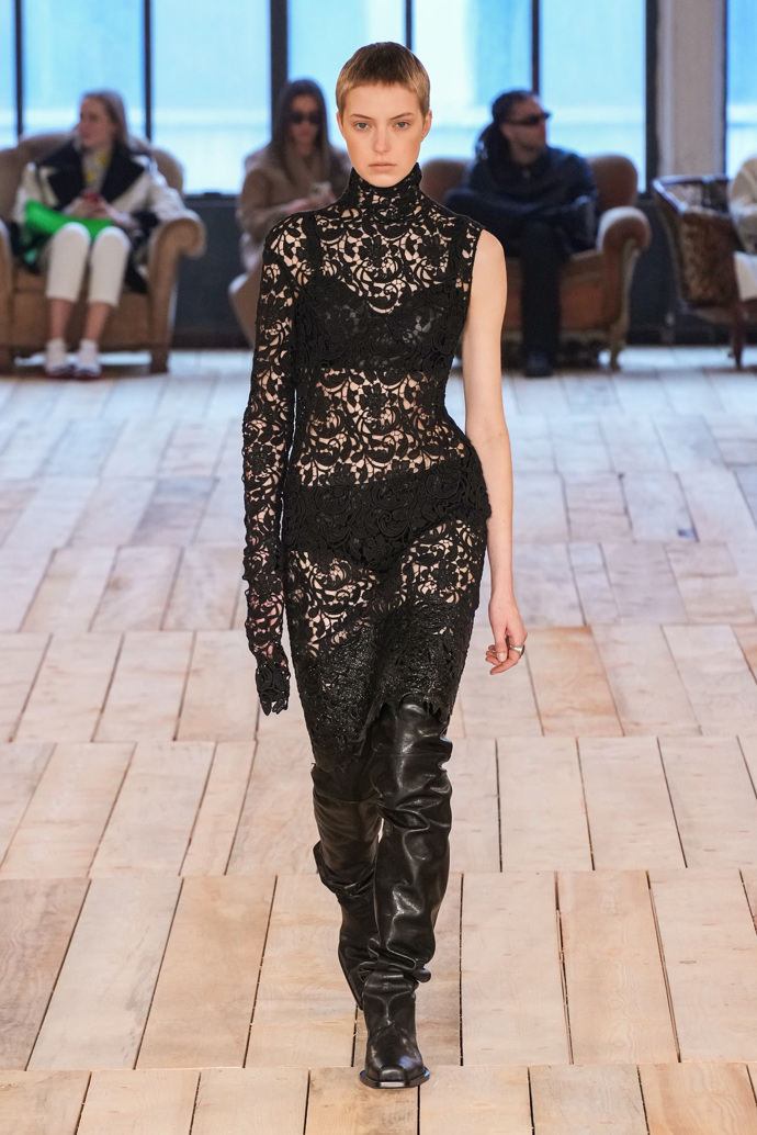 Prohlédněte si kolekci Sportmax Ready to WearFall Winter 2023:
