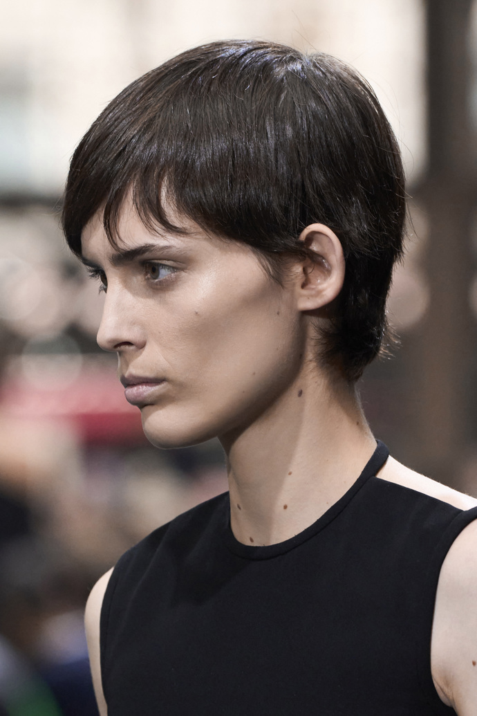  

Krátké sestřihy z runwaye
