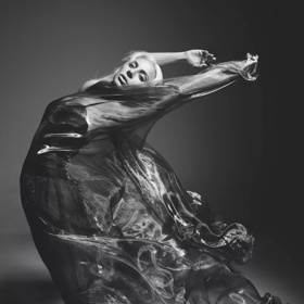 Lady Gaga pro Dom Pérignon
