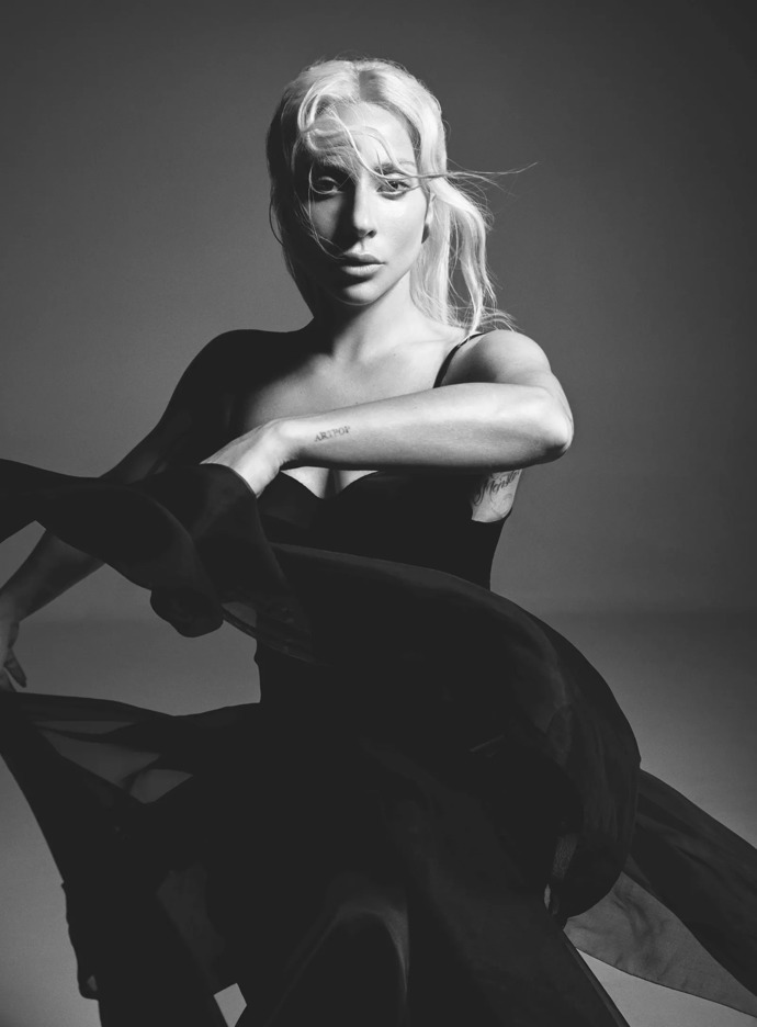 Lady Gaga pro Dom Pérignon

