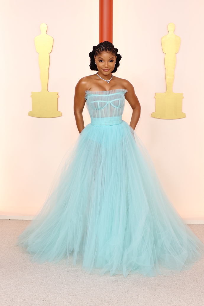 Halle Bailey
