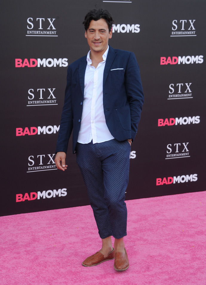  

Andrew Keegan
