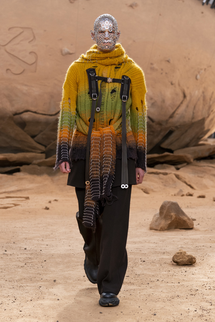 Prohlédněte si kolekci Off-White Ready to Wear Fall Winter 2023...
