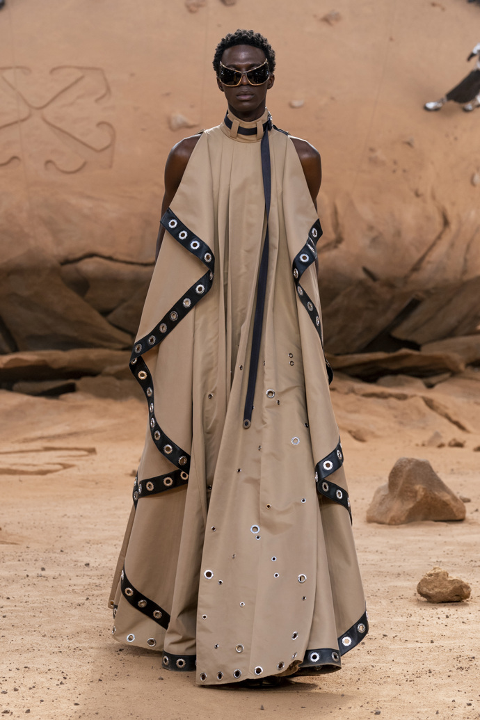 Prohlédněte si kolekci Off-White Ready to Wear Fall Winter 2023...
