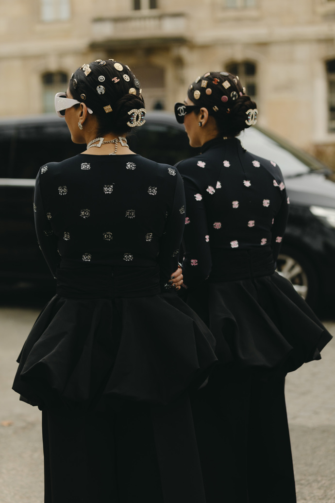 Inspiraci pro váš účes můžete hledat v ulicích fashion weeků...
