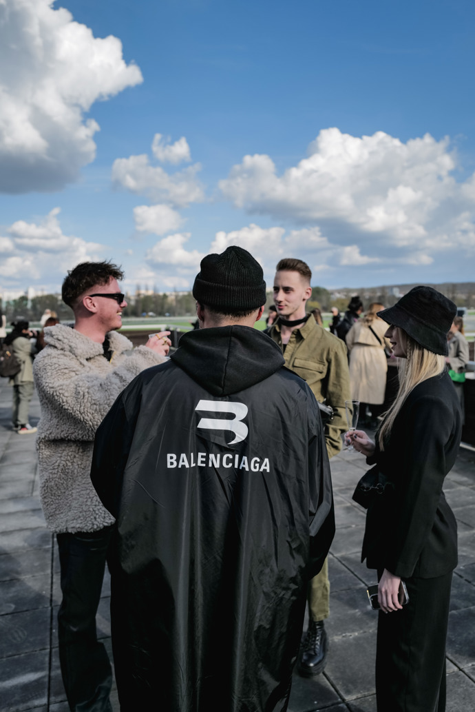 MBPFW, DEN DRUHÝ: Co oblékli návštěvníci pražského fashion weeku?
