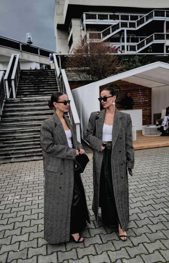 MBPFW, DEN PRVNÍ: Co oblékli návštěvníci pražského fashion weeku?
