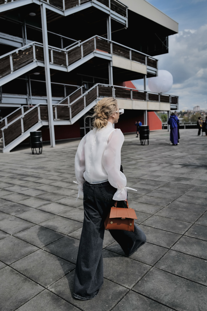 MBPFW, DEN DRUHÝ: Co oblékli návštěvníci pražského fashion weeku?
