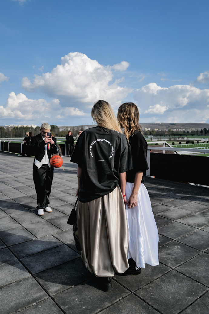 MBPFW, DEN DRUHÝ: Co oblékli návštěvníci pražského fashion weeku?
