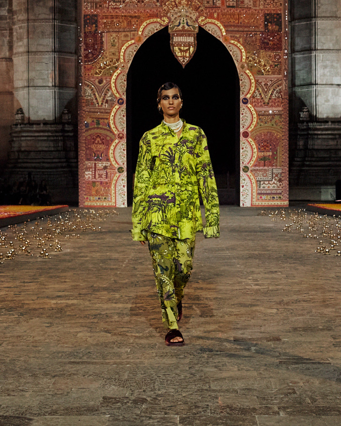 Prohlédněte si kolekci Dior Fall 2023...
Prohlédněte si kolekci Dior Fall 2023...