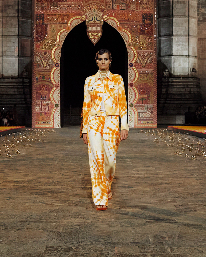 Prohlédněte si kolekci Dior Fall 2023...
Prohlédněte si kolekci Dior Fall 2023...