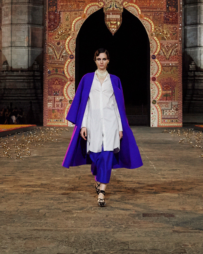 Prohlédněte si kolekci Dior Fall 2023...
Prohlédněte si kolekci Dior Fall 2023...