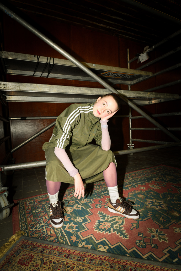 Prohlédněte si lookbook adidas Originals, který na Mercedes-Benz Prague Fashion Weeku vznikl...
