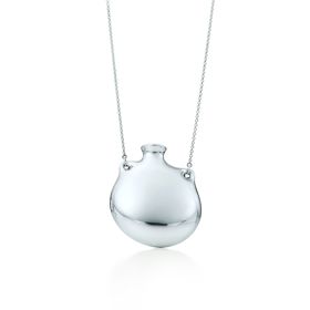 Náhrdelník podle návrhu Elsy Peretti, Tiffany & Co.
