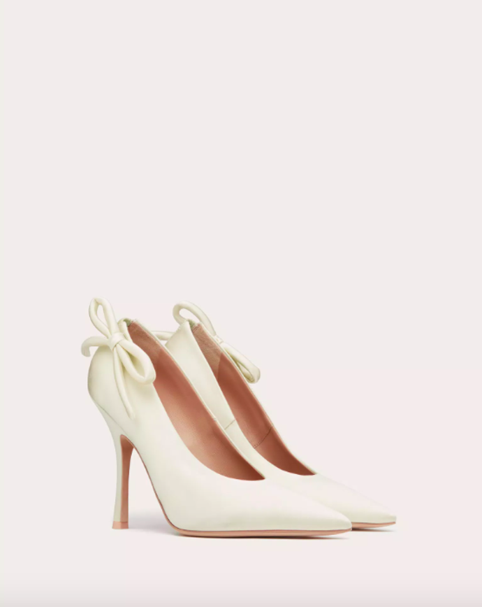  

Lodičky Nite-Out Satin Pump, 25 000 Kč, Valentino Garavani
