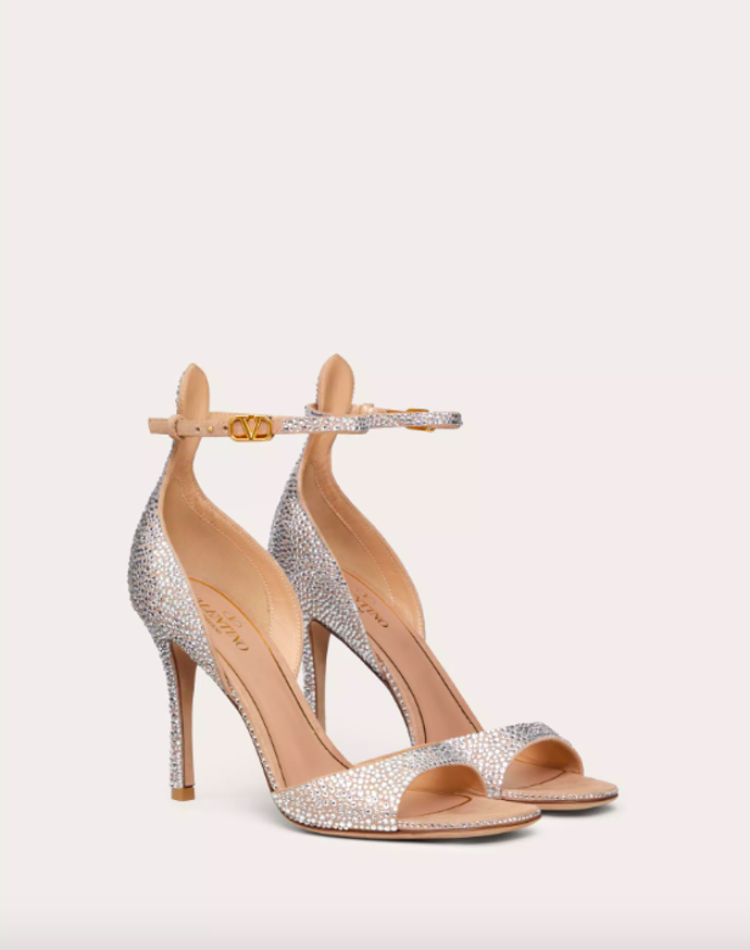  

Tan-go Sandal, 38 200 Kč, Valentino Garavani 
