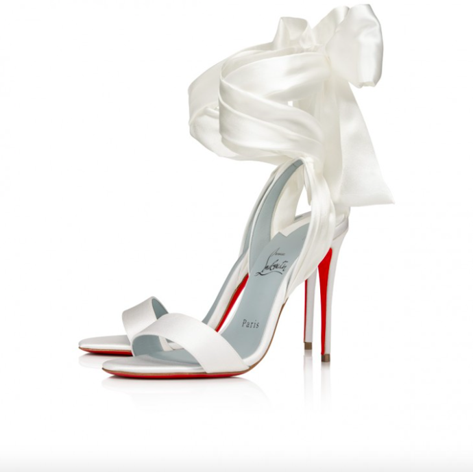  

Sandale du Désert, 21 200 Kč, Christian Louboutin 

