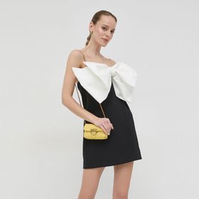  

Mini šaty Pinko, 9149 Kč, prodává Answear.cz
