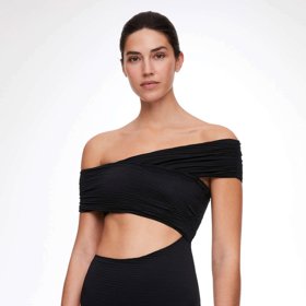 Plavky Oysho, 1299 Kč, prodává Zalando
Plavky Oysho, 1299 Kč, prodává Zalando