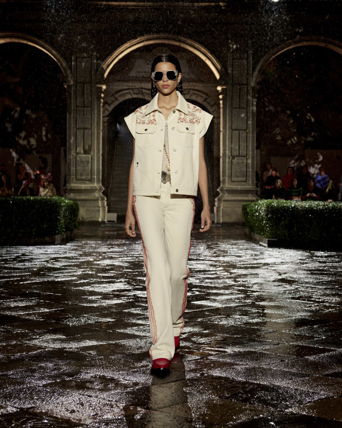 Dior Cruise 2024
Dior Cruise 2024