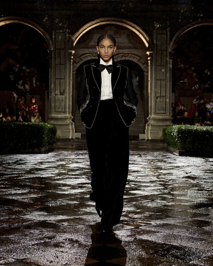Dior Cruise 2024
Dior Cruise 2024
