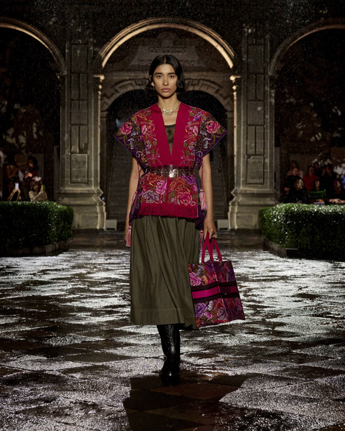Dior Cruise 2024
Dior Cruise 2024