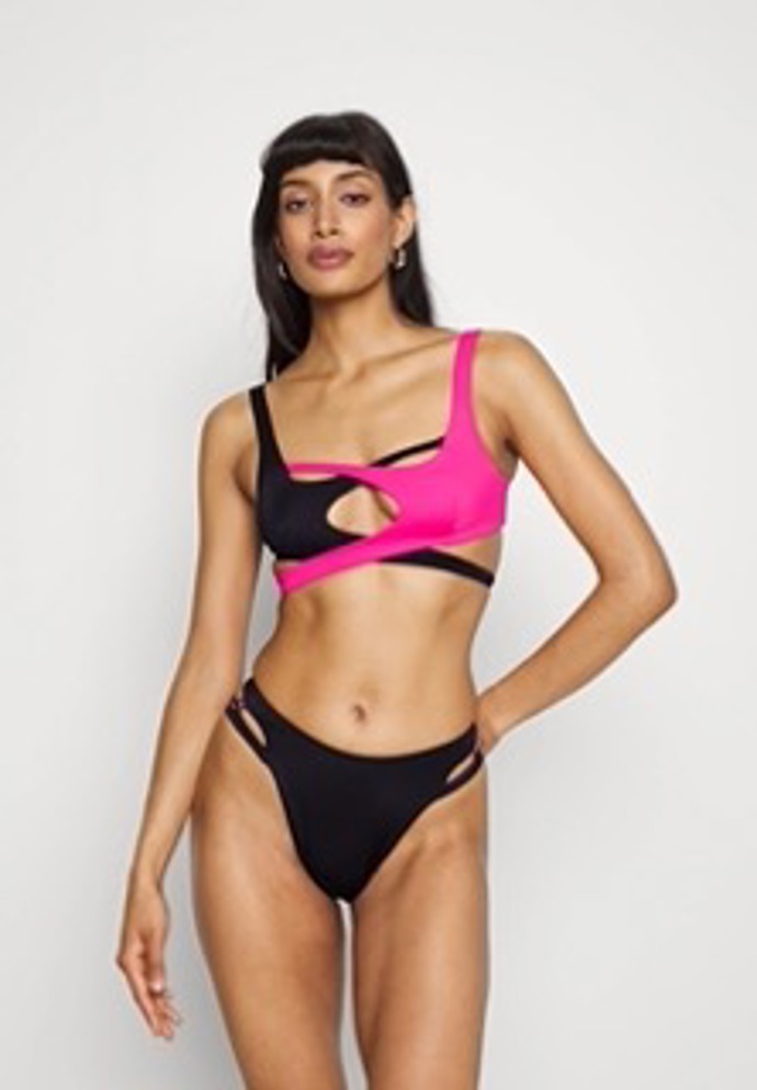 Plavky Agent Provocateur, 5 150,-, prodává Zalando
