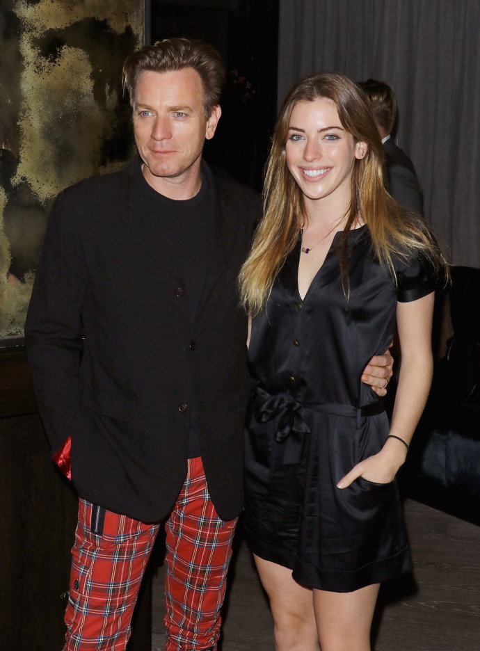  

Ewan McGregor s dcerou Clarou Mathilde.

