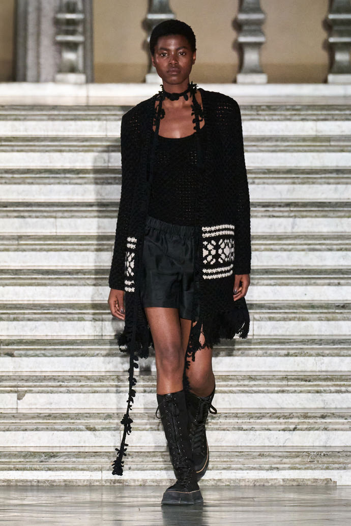 Prohlédněte si kolekci Max Mara Resort 2024...
