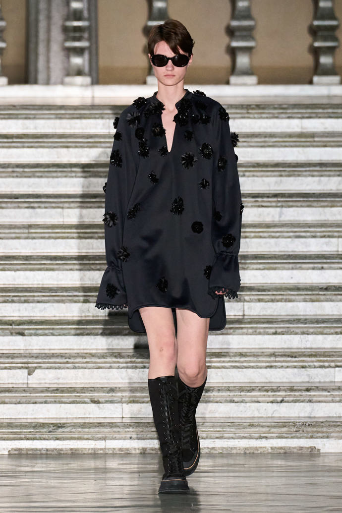 Prohlédněte si kolekci Max Mara Resort 2024...
