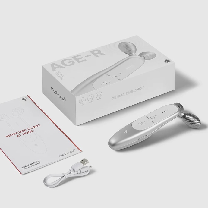 Facial Contouring Device, Age-R Derma EMS Shot, 280 dolarů, Medicube
