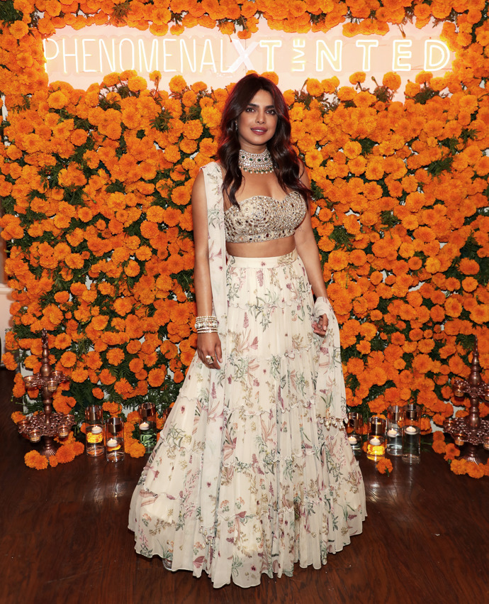  

Herečka a Miss World 2000 Priyanka Chopra Jones
