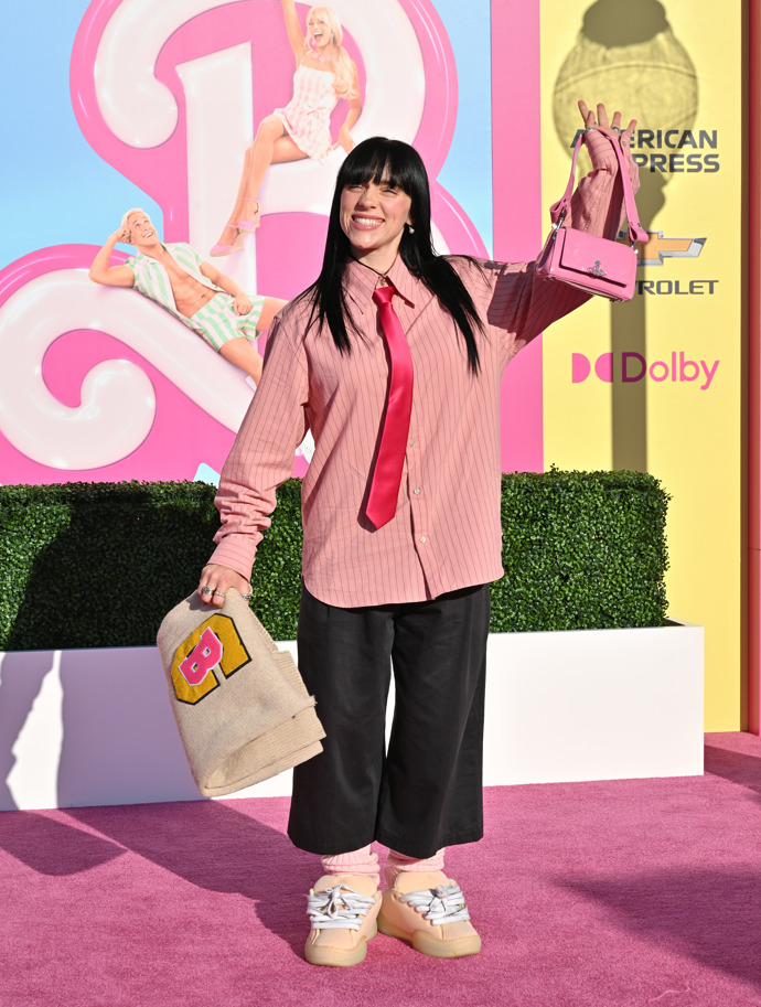  

Billie Eilish na premiéře filmu Barbie v LA
