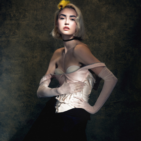  

Foto: Samuel Alexander Petráš @samuel_alex__

Creative direction and styling: Tomáš Němec @tomas_nemec

Make-up a vlasy: @philnoiraude

Modelka: Zuzana Müller @zuzoolog

Agentura: @exitmodelmanagement

Casting a booking: Marcela Očenášova @saint.marceline 

