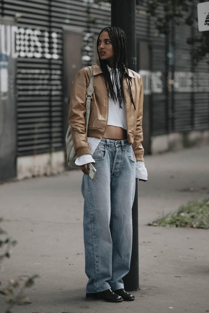  

How to style it: Denimové kalhoty
