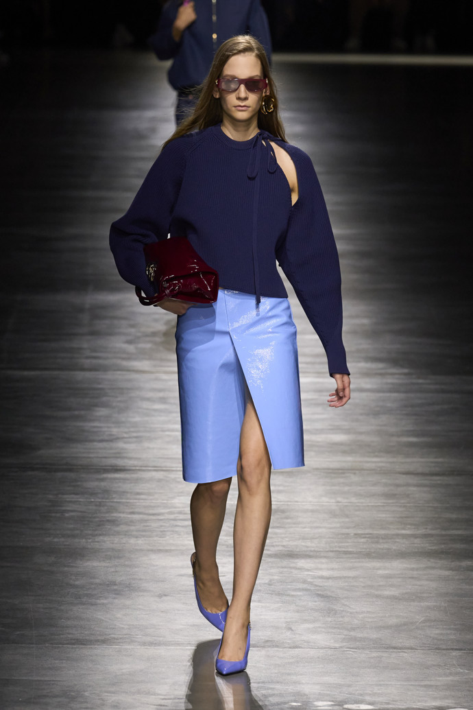 Prohlédněte si kolekci Gucci Spring Summer 2024...
Prohlédněte si kolekci Gucci Spring Summer 2024...
