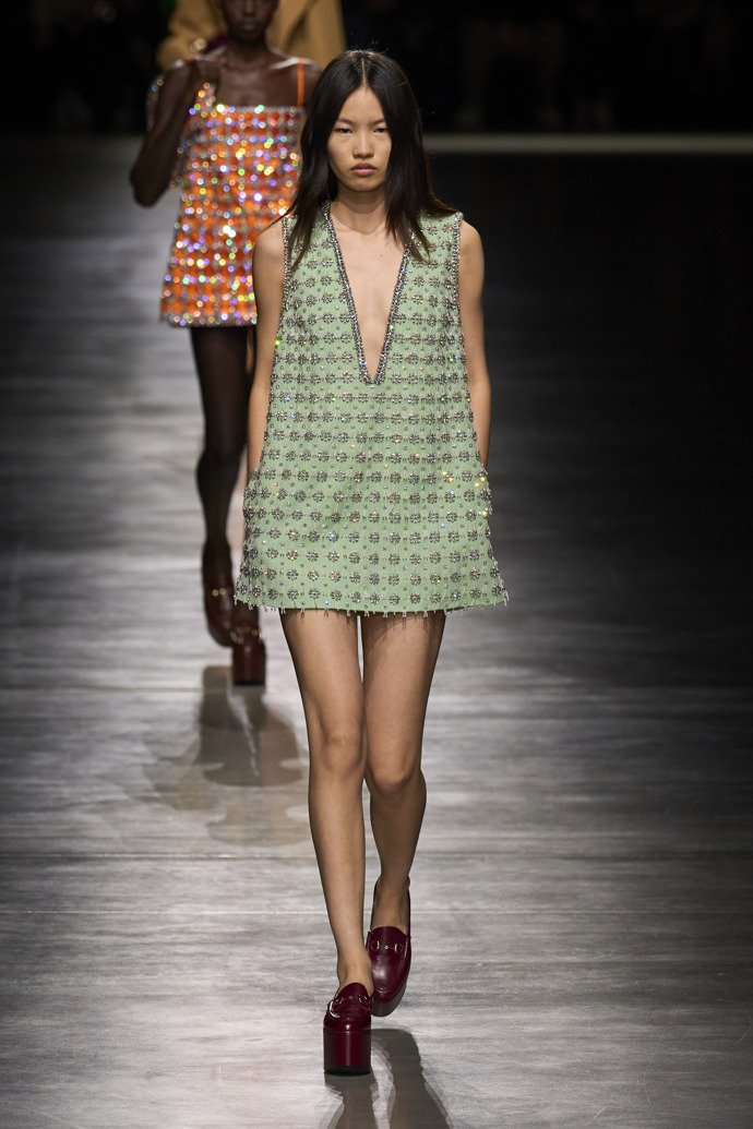 Prohlédněte si kolekci Gucci Spring Summer 2024...
Prohlédněte si kolekci Gucci Spring Summer 2024...